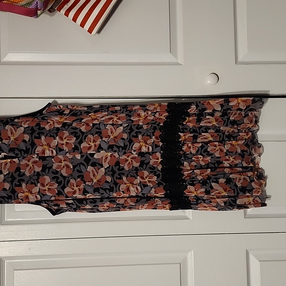 LOFT Floral Sleeveless Ribbed Dress Size 12 - Picture 5 of 7